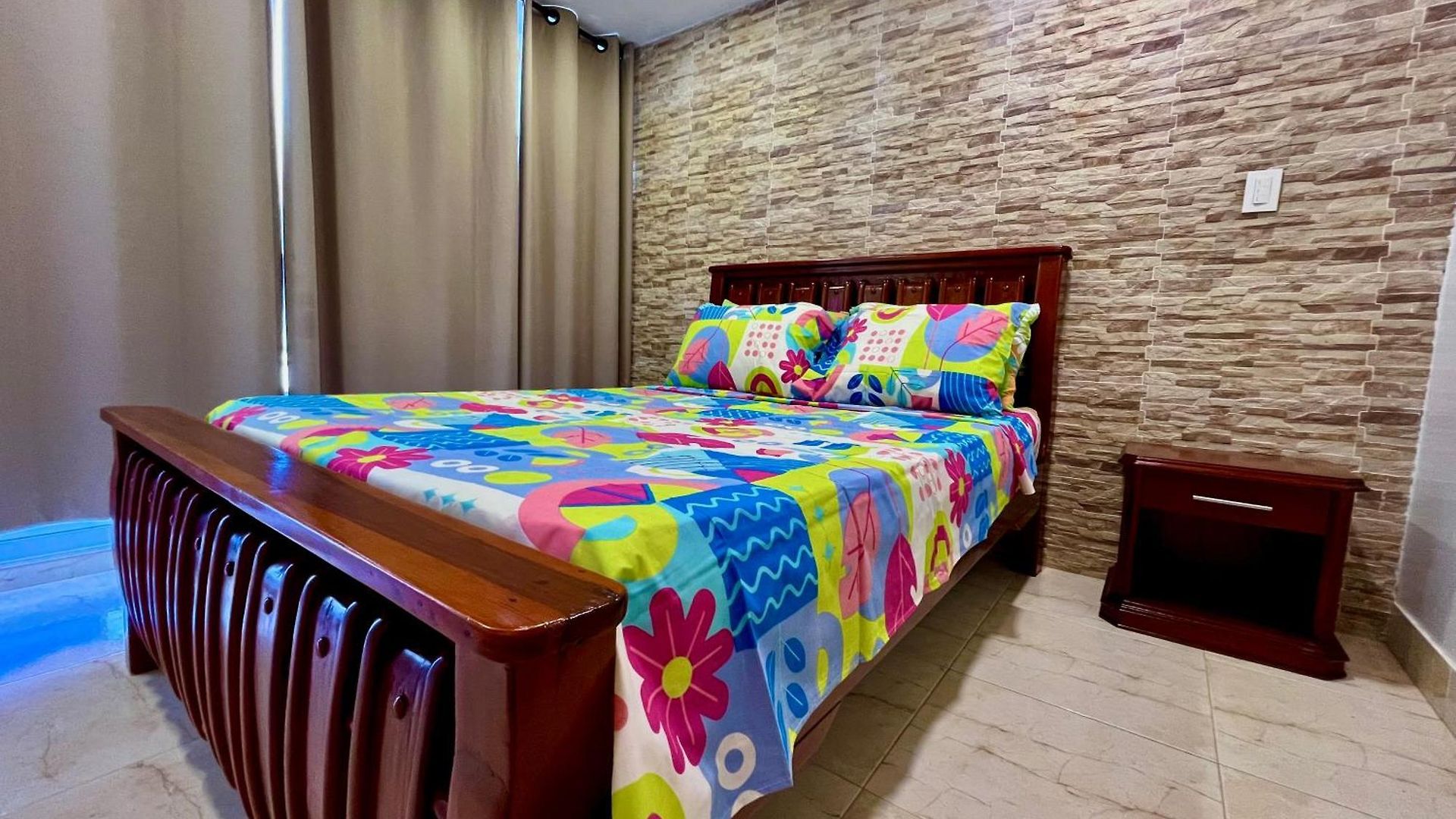 Apartahotel Pyensa