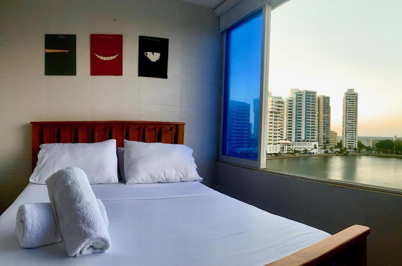 Pyensa Apartahotel 3*