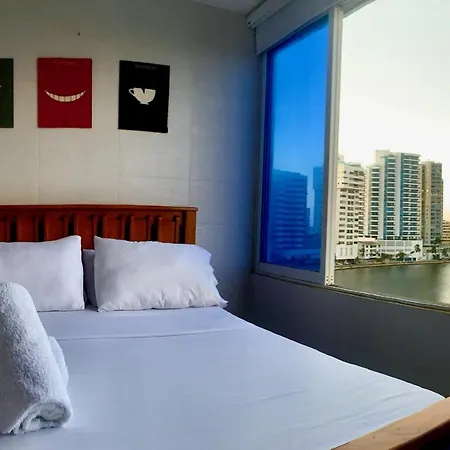 Pyensa Aparthotel 3*