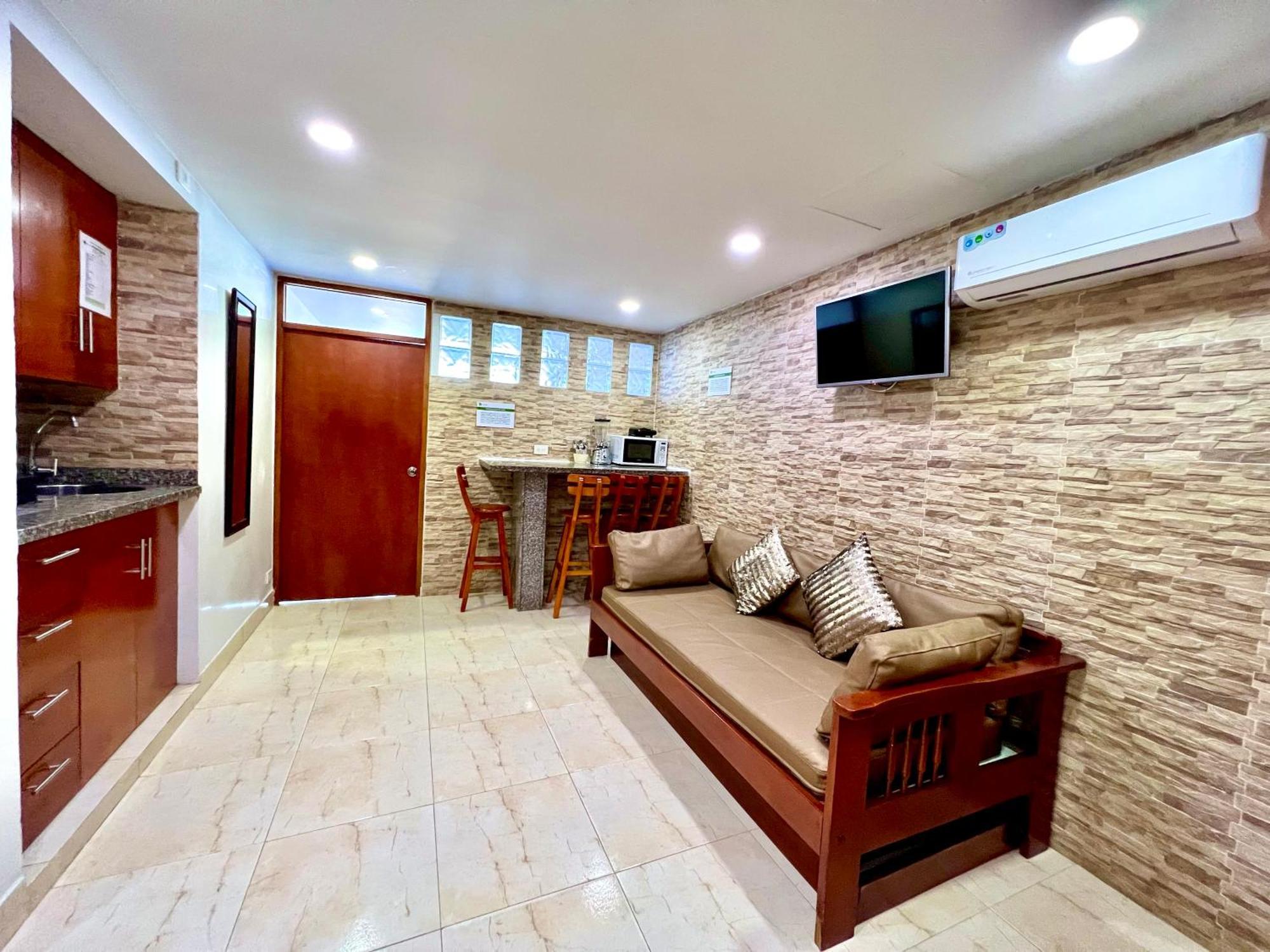 Pyensa Aparthotel Cartagena